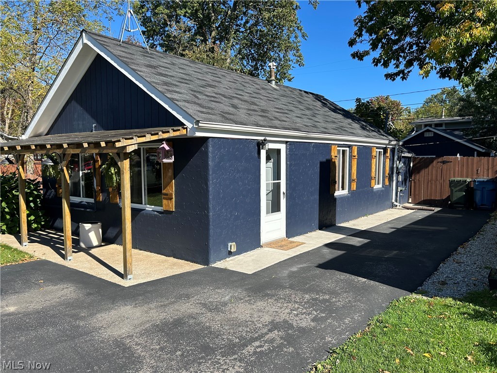 303 Roxboro Road Vermilion OH 44089
