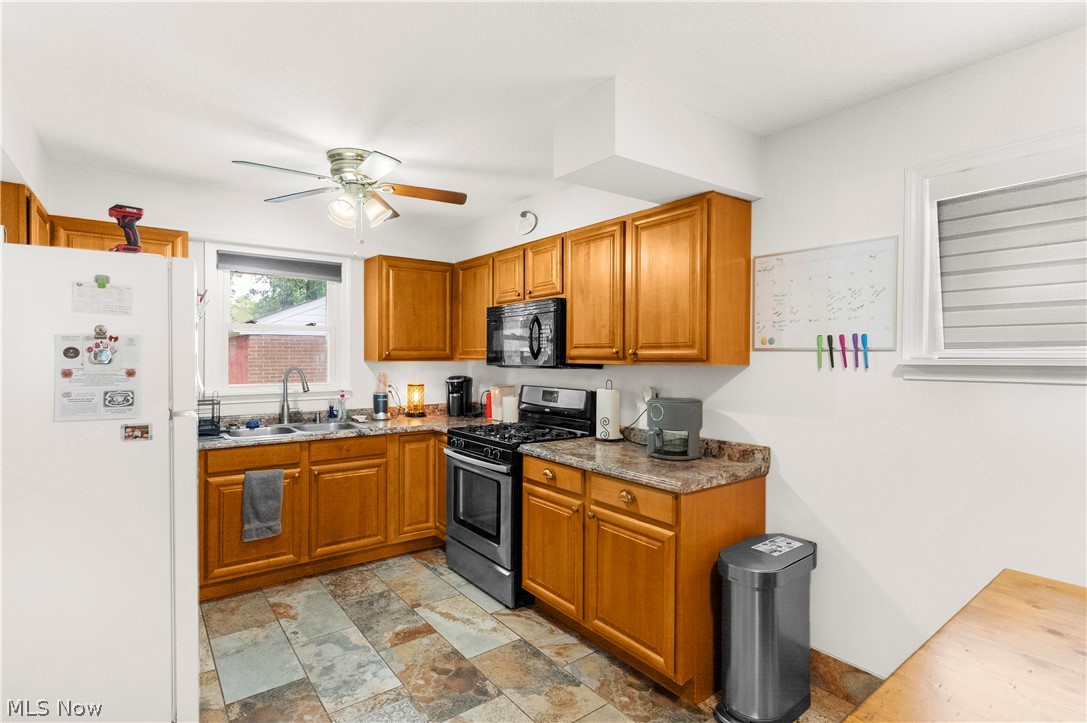3235 Sunnybrooke Youngstown OH 44511