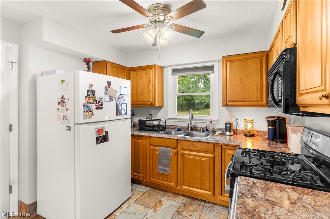 3235 Sunnybrooke Youngstown OH 44511