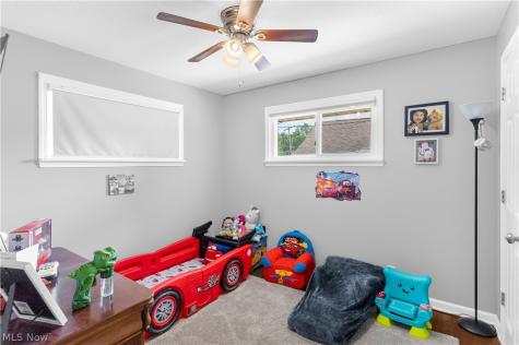 3235 Sunnybrooke Youngstown OH 44511