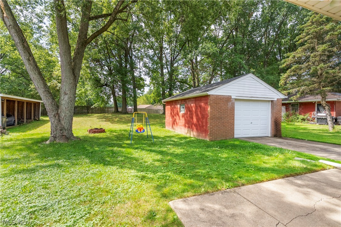 3235 Sunnybrooke Youngstown OH 44511