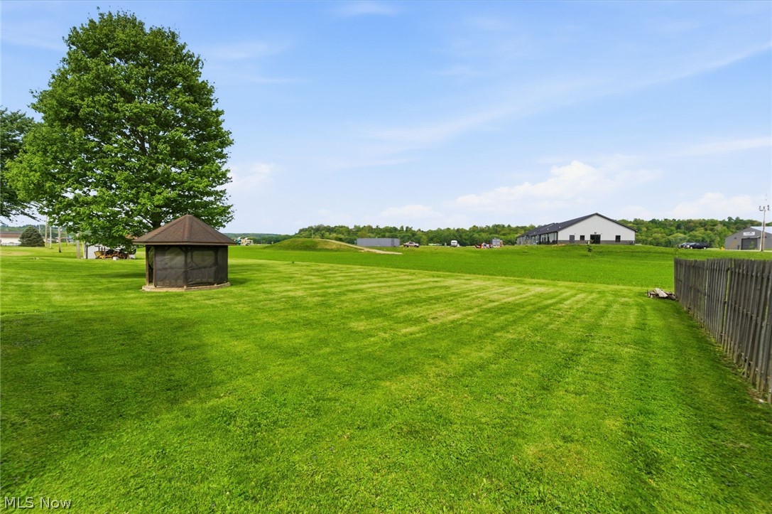 23215 County Road 621 Coshocton OH 43812