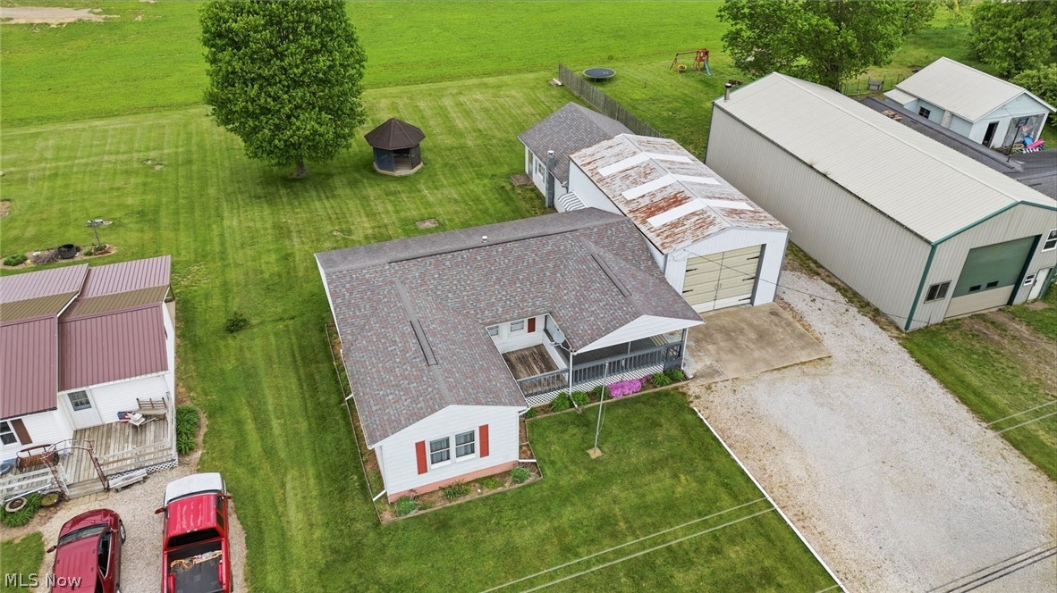 23215 County Road 621 Coshocton OH 43812