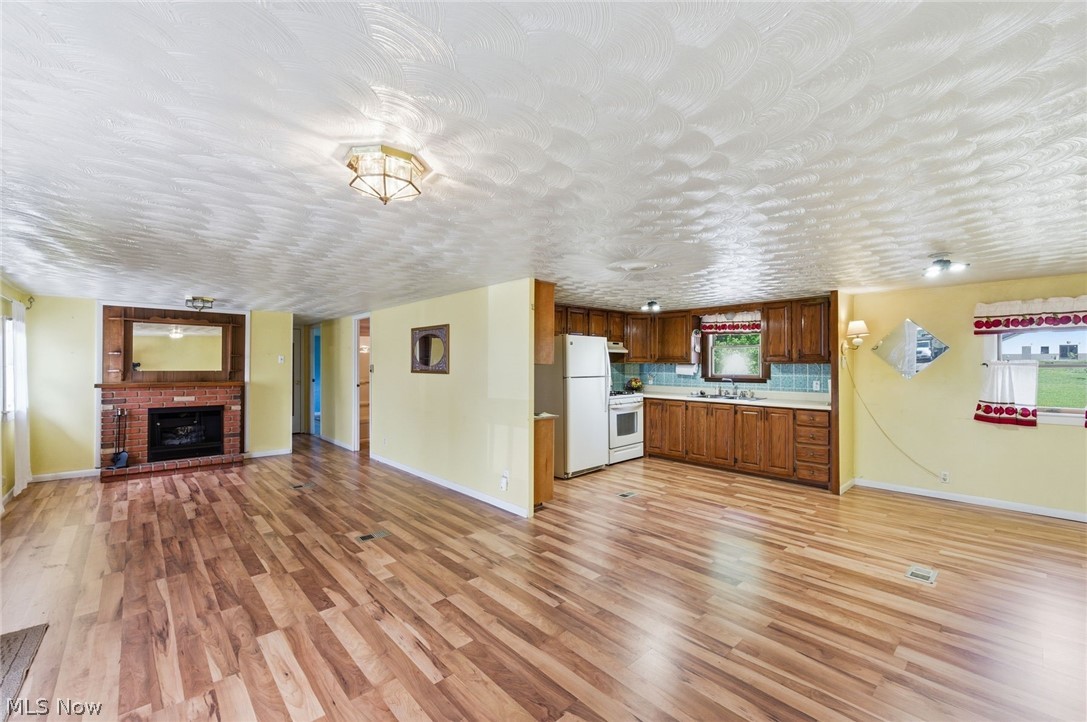 23215 County Road 621 Coshocton OH 43812