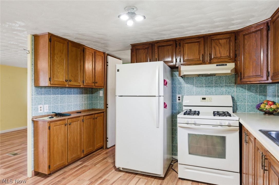 23215 County Road 621 Coshocton OH 43812