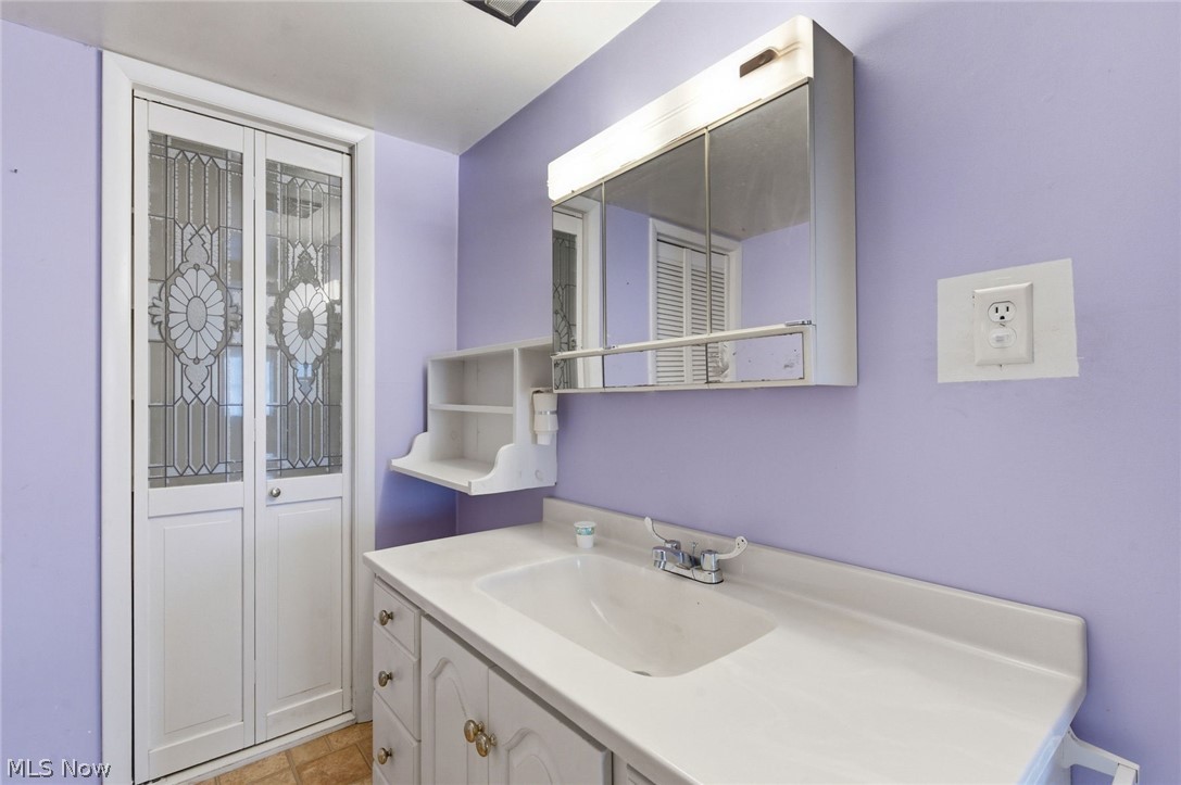 23215 County Road 621 Coshocton OH 43812