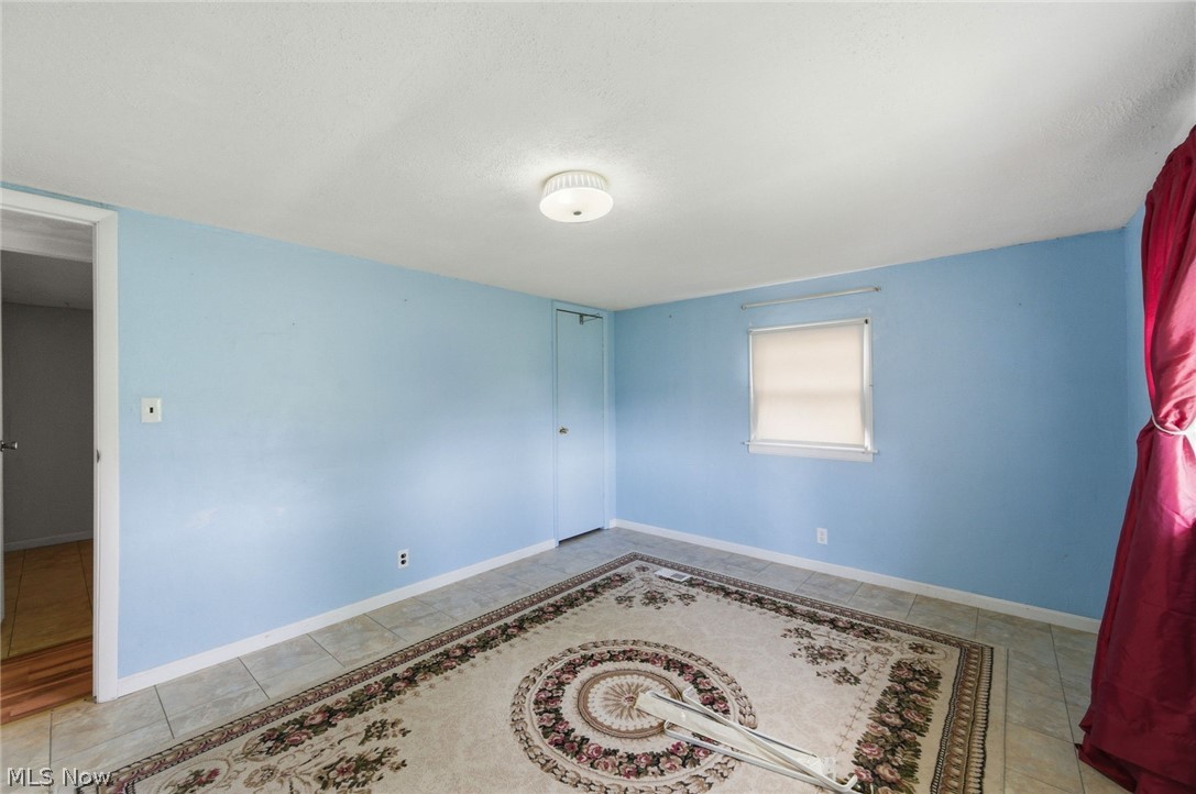 23215 County Road 621 Coshocton OH 43812