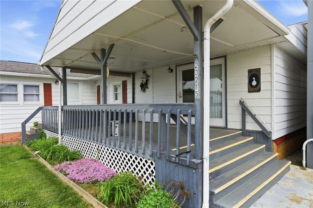 23215 County Road 621 Coshocton OH 43812