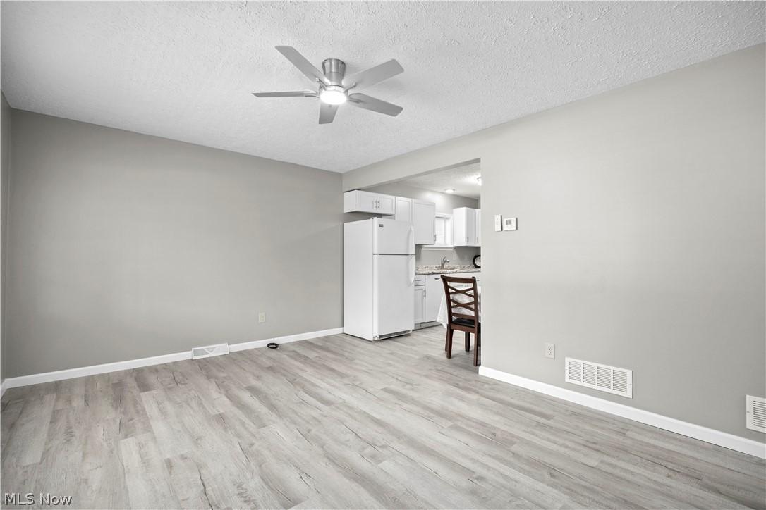 6485 Russia Road South Amherst OH 44001