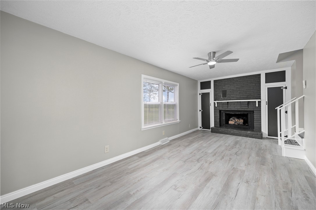 6485 Russia Road South Amherst OH 44001