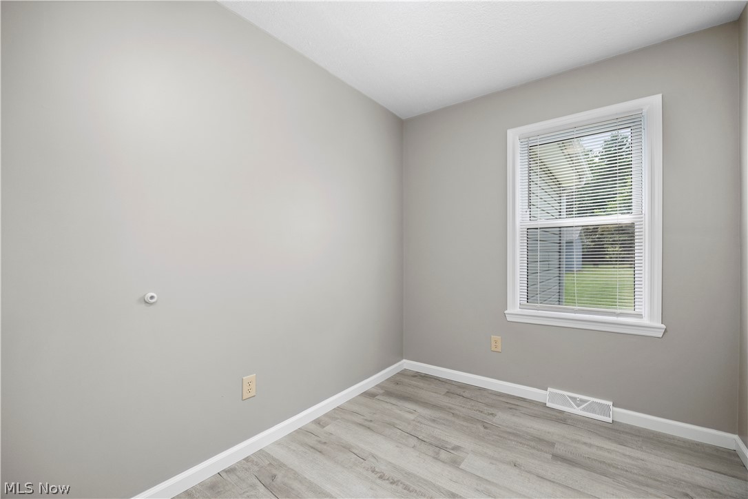 6485 Russia Road South Amherst OH 44001