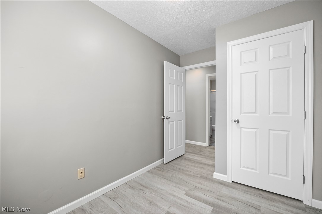 6485 Russia Road South Amherst OH 44001
