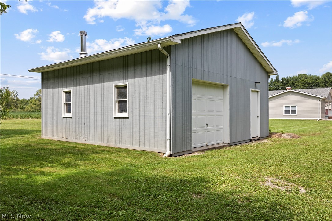 6485 Russia Road South Amherst OH 44001