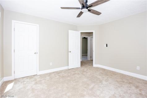 179 W Main Street New London OH 44851