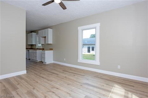 179 W Main Street New London OH 44851