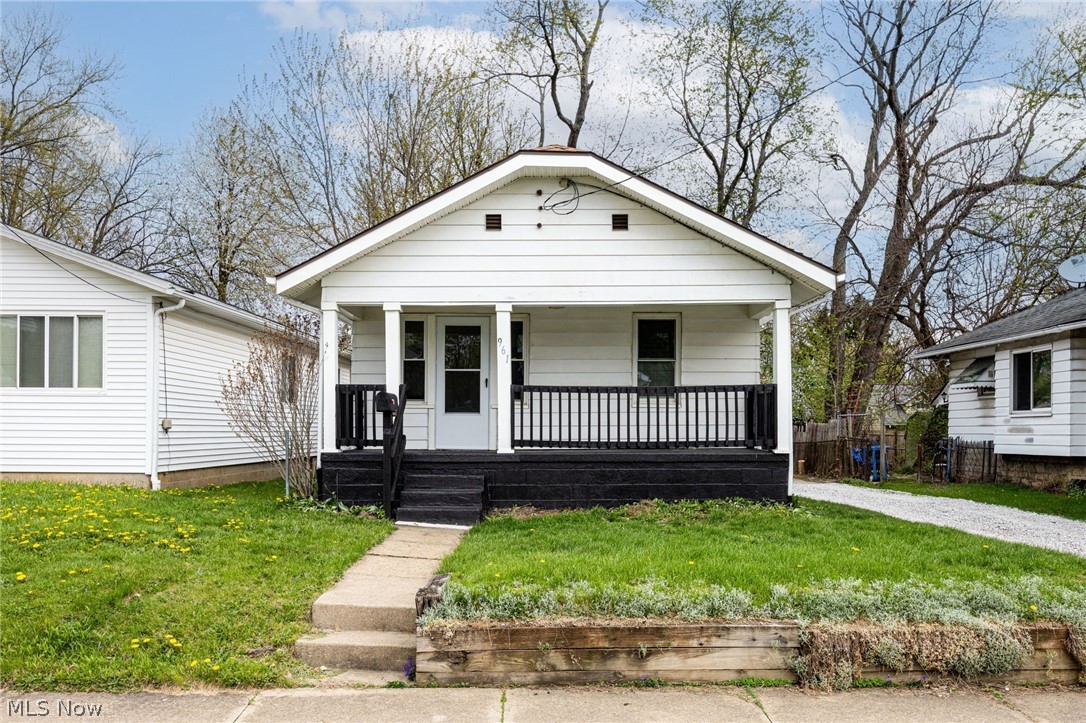961 Wyley Avenue Akron OH 44306