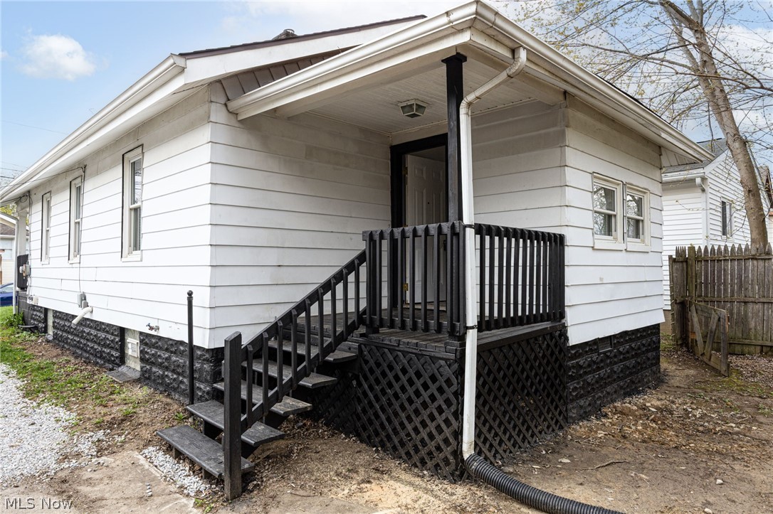 961 Wyley Avenue Akron OH 44306