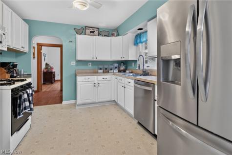 2209 Grafton Road Grafton OH 44044