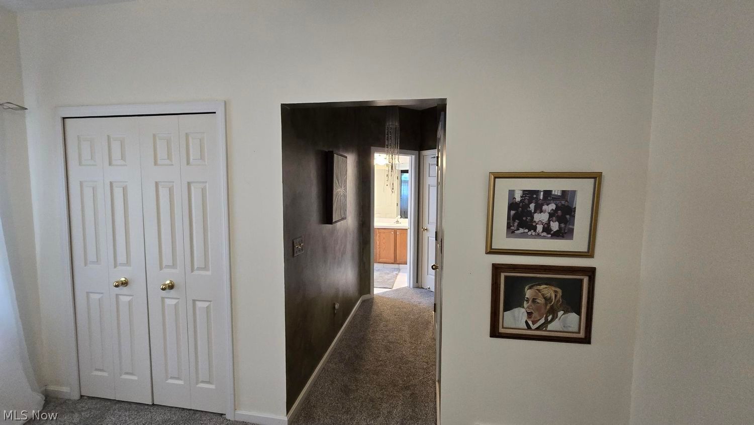 15109 Colony Ct. Court Strongsville OH 44136
