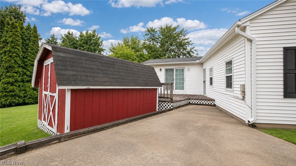 40 Sunset Drive Mcconnelsville OH 43756