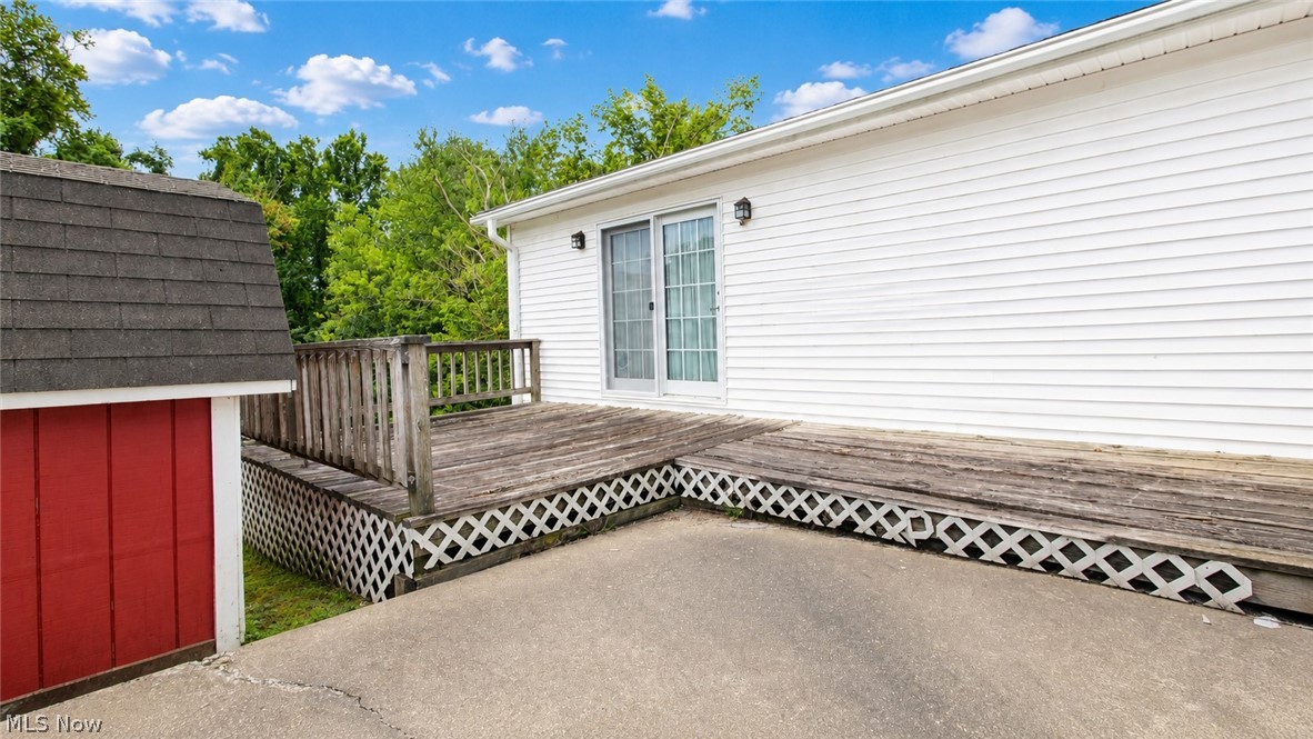 40 Sunset Drive Mcconnelsville OH 43756
