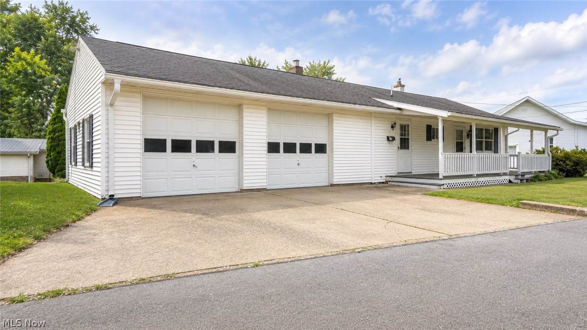 40 Sunset Drive Mcconnelsville OH 43756