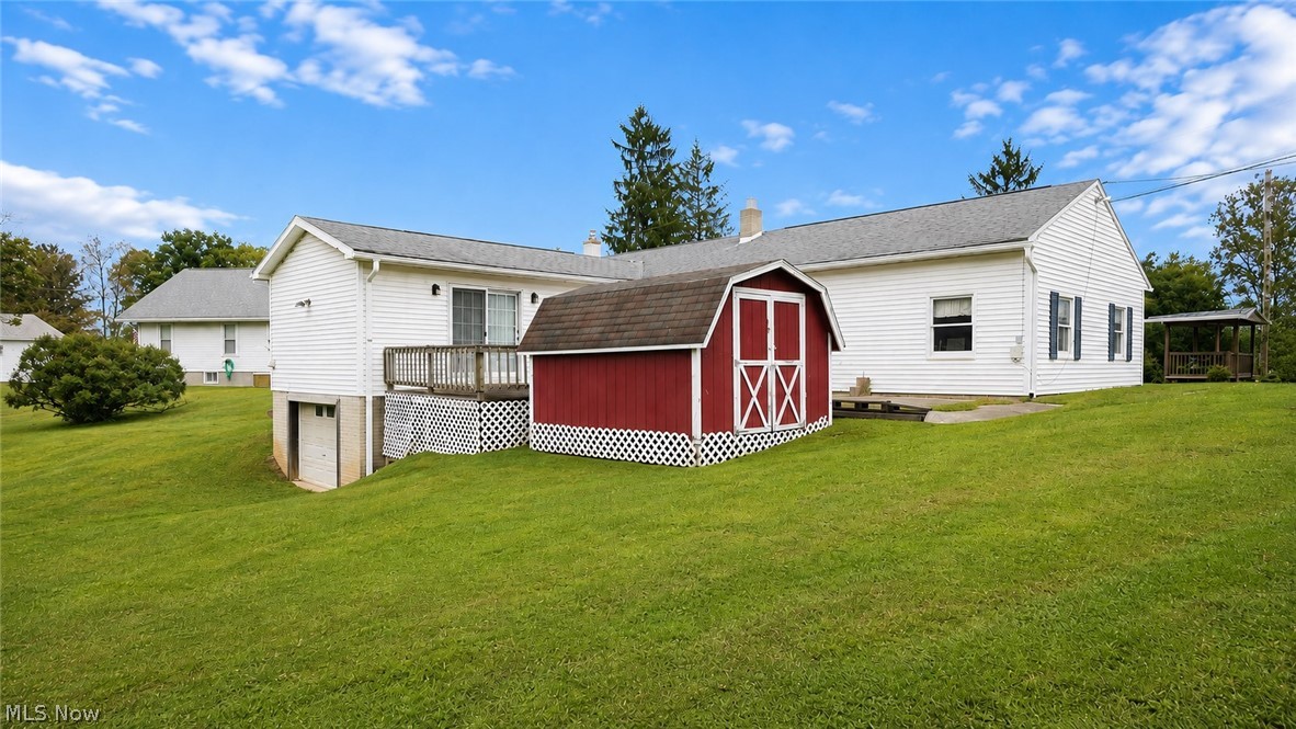 40 Sunset Drive Mcconnelsville OH 43756