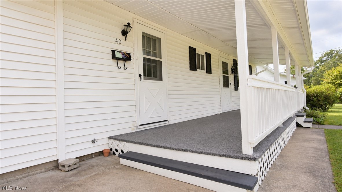 40 Sunset Drive Mcconnelsville OH 43756