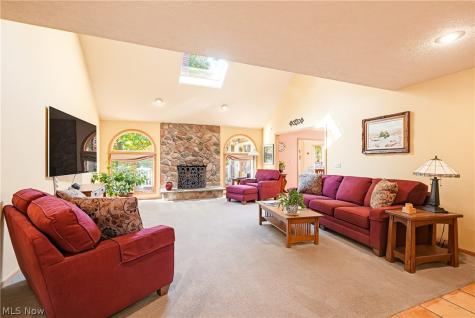 10124 Jamestown Drive North Royalton OH 44133