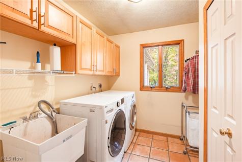 10124 Jamestown Drive North Royalton OH 44133