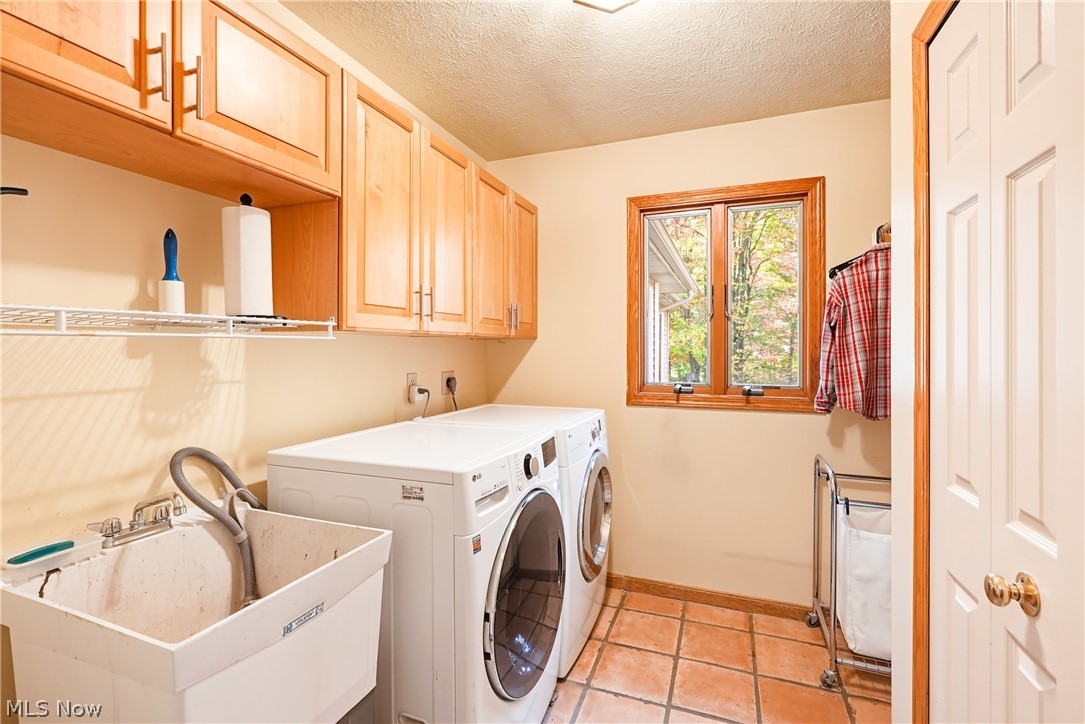 10124 Jamestown Drive North Royalton OH 44133