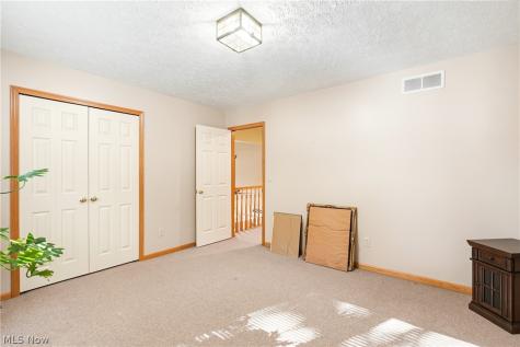10124 Jamestown Drive North Royalton OH 44133