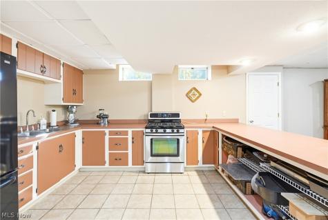 10124 Jamestown Drive North Royalton OH 44133
