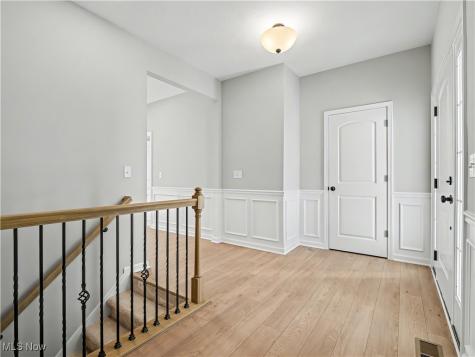 14655 Baywood Lane Strongsville OH 44136