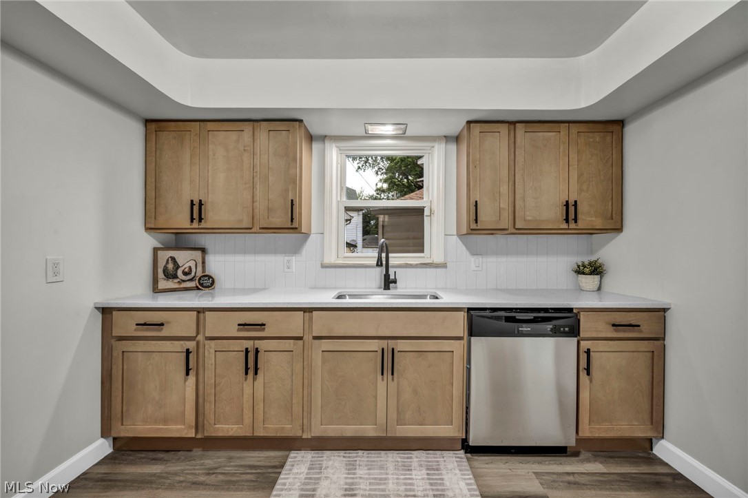6806 Ottawa Cleveland OH 44105