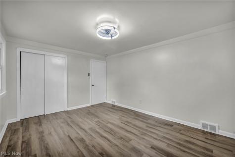 6806 Ottawa Cleveland OH 44105