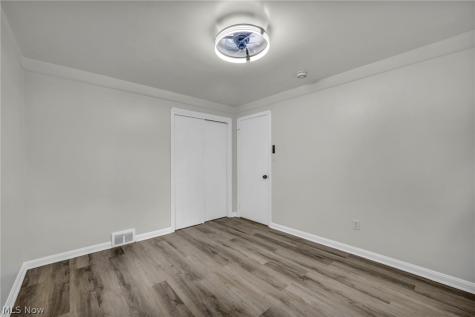 6806 Ottawa Cleveland OH 44105