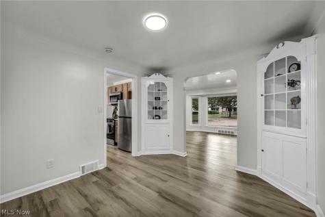 6806 Ottawa Cleveland OH 44105