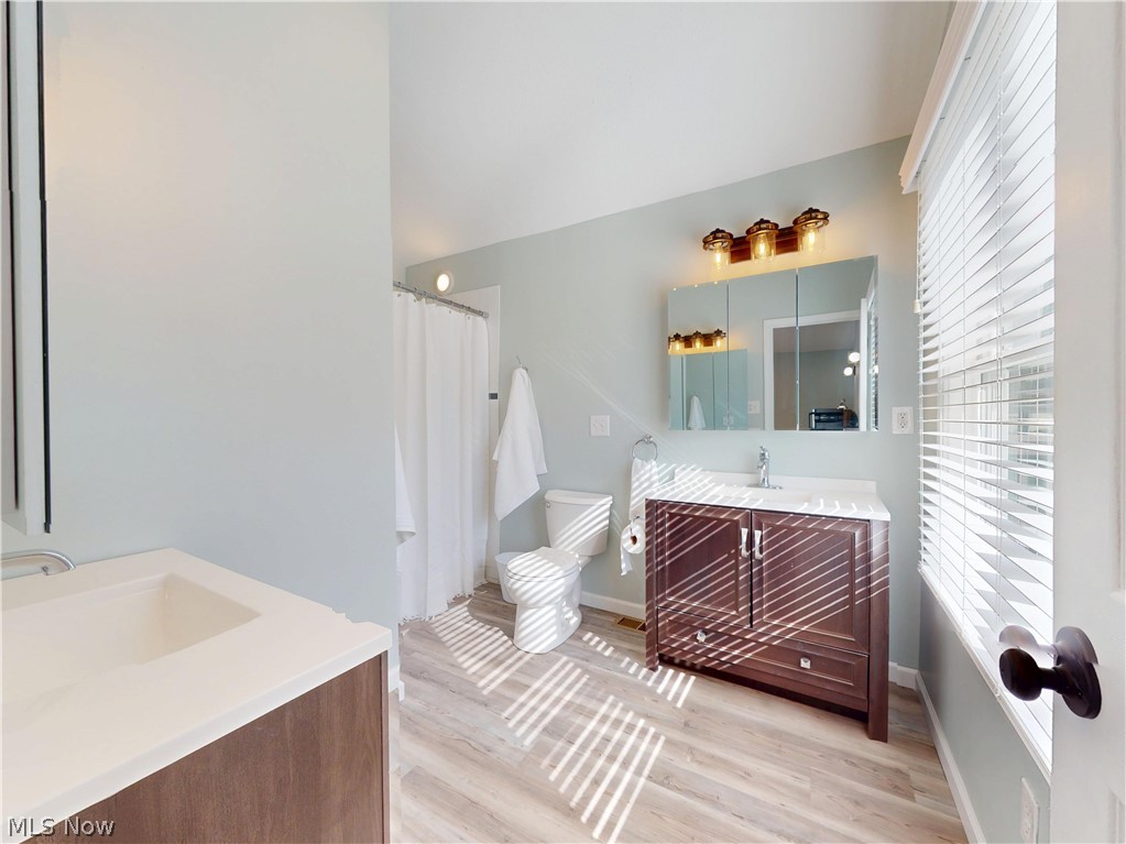 310 N Bissell Road Aurora OH 44202