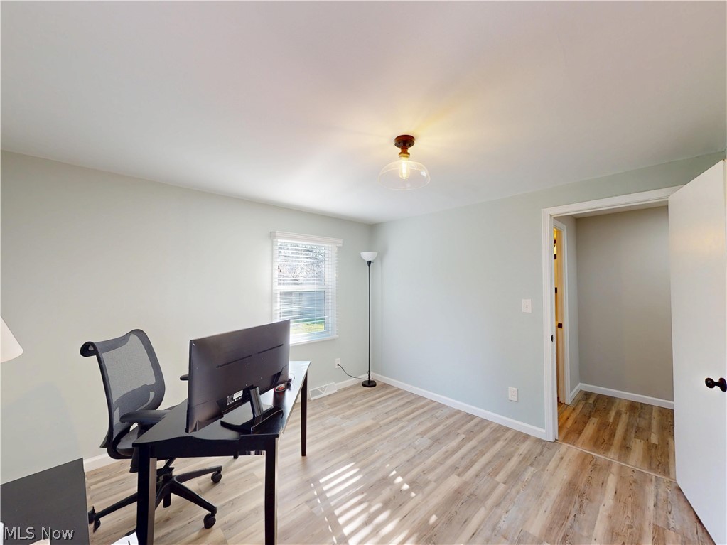 310 N Bissell Road Aurora OH 44202