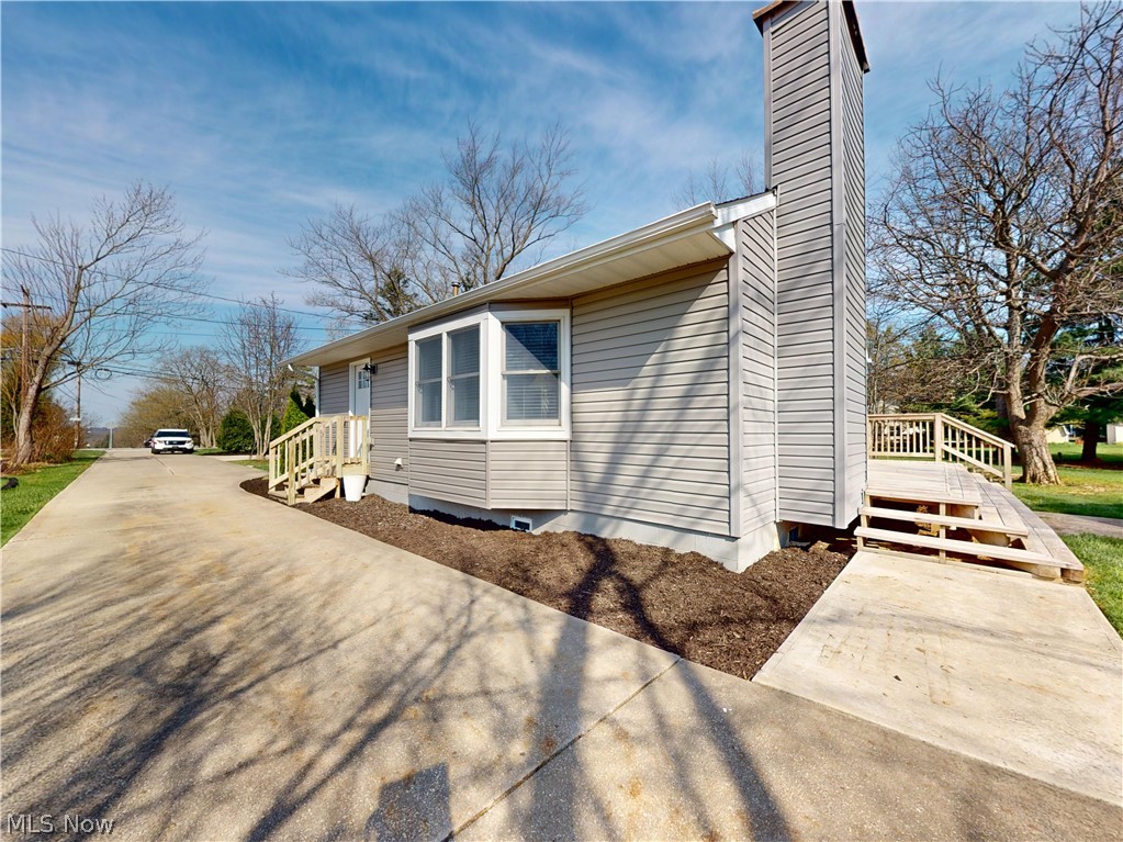 310 N Bissell Road Aurora OH 44202