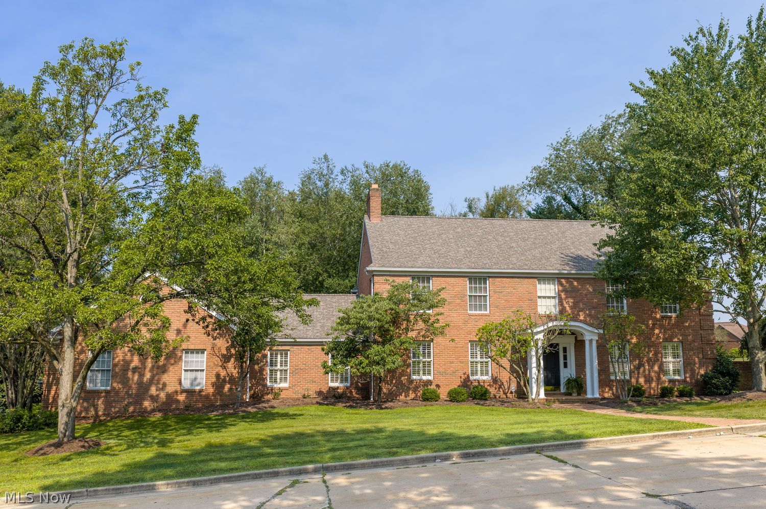 215 Chauncey Avenue NW New Philadelphia OH 44663