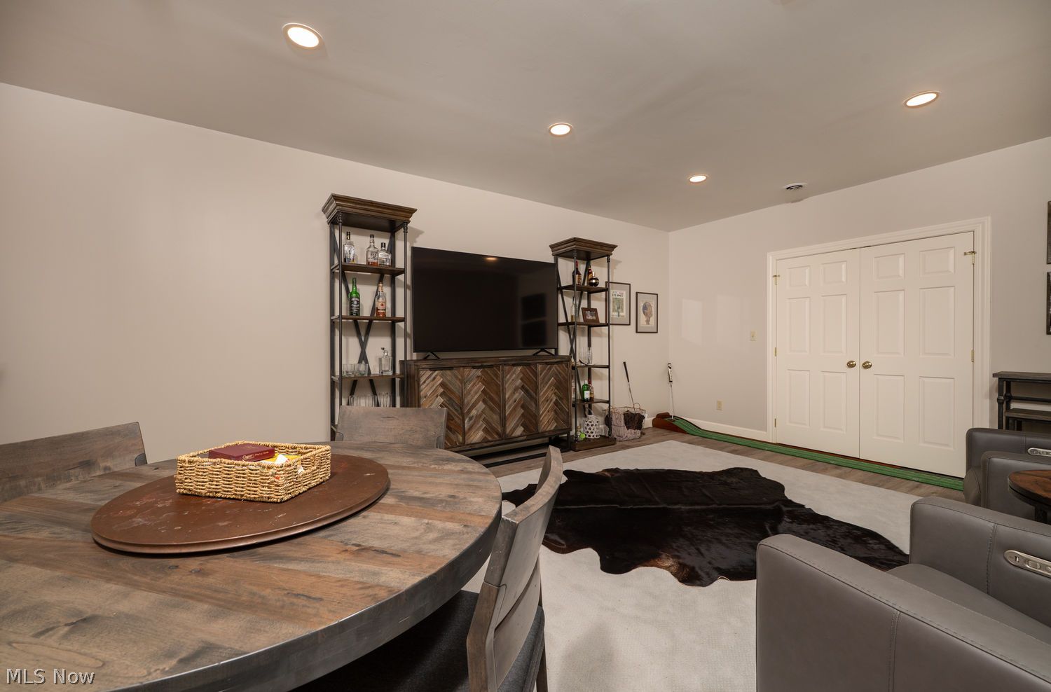 215 Chauncey Avenue NW New Philadelphia OH 44663