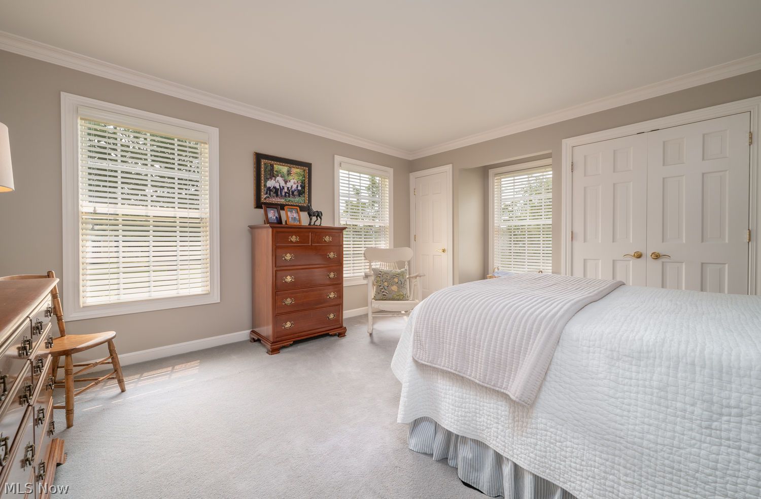 215 Chauncey Avenue NW New Philadelphia OH 44663