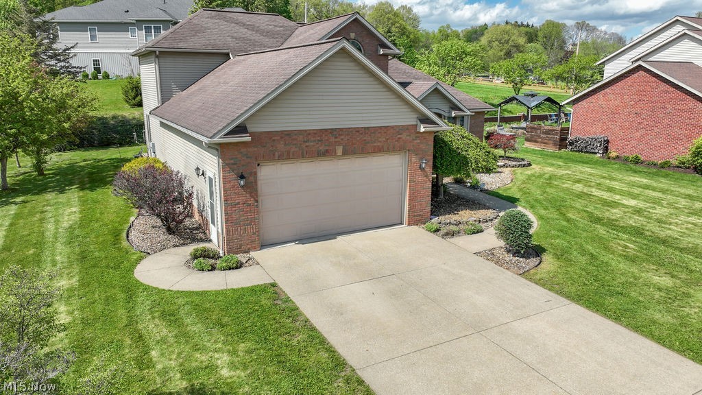 113 Howard Drive Dover OH 44622