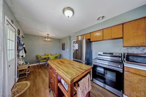 1310 E Larchmont Drive Sandusky OH 44870