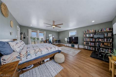 1310 E Larchmont Drive Sandusky OH 44870