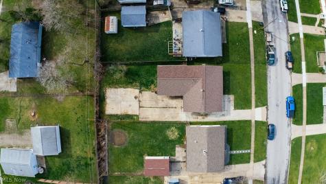 1310 E Larchmont Drive Sandusky OH 44870