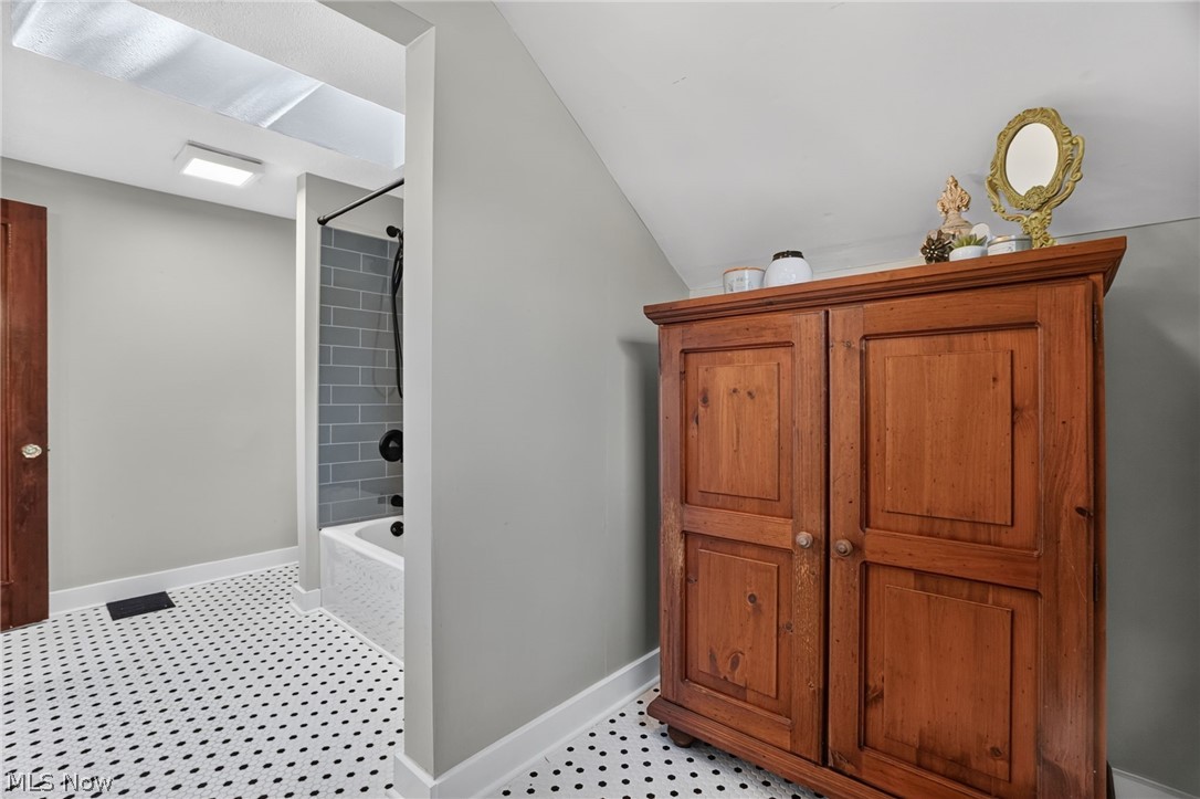 3944 Main Street Perry OH 44081