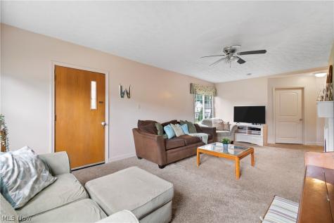 206 Bachtel Street SE North Canton OH 44720